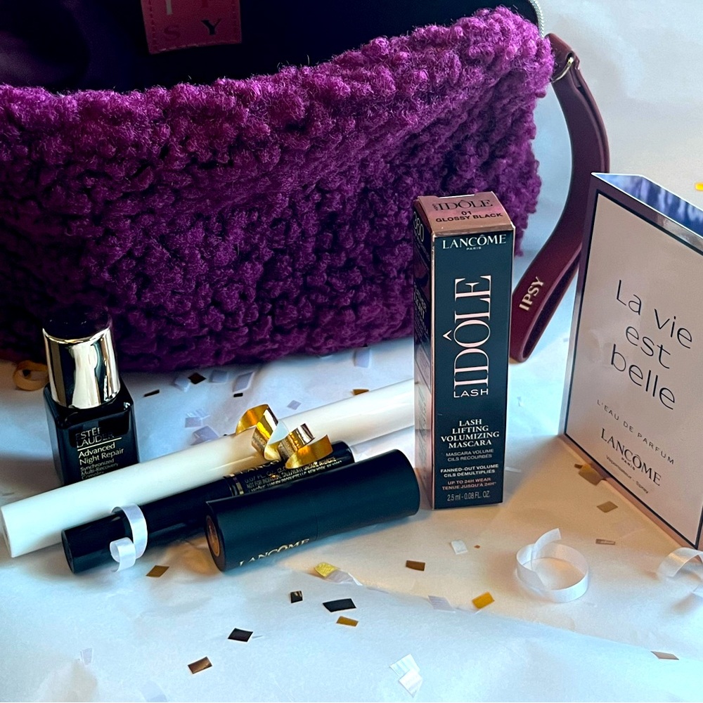 💖 Host Pick 💖 Lancôme
LOOK at all of this! (ea page has more!)
Cosmetics Bundle - Picture 2 of 8